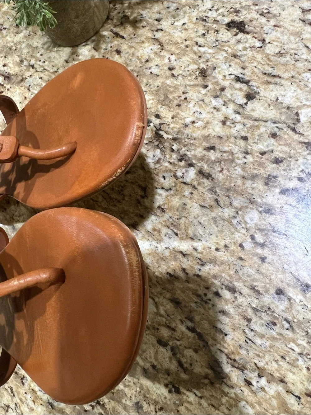 Tory Burch Miller Cognac Leather Thong Sandals 8.5M